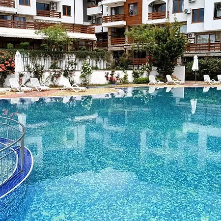 Hills View * ساني بيتش