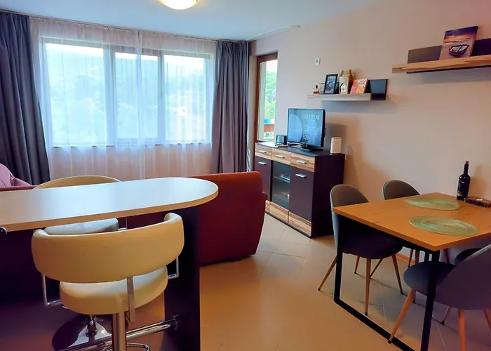 Hills View Apartman *