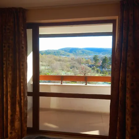 Hills View Apartament