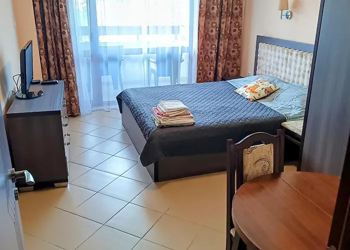 Hills View Apartment