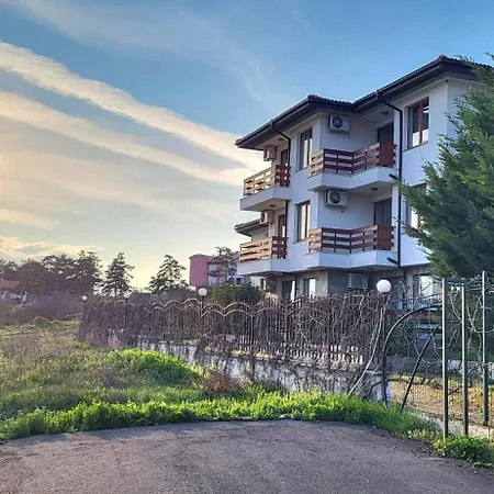 Hills View * Солнечный берег